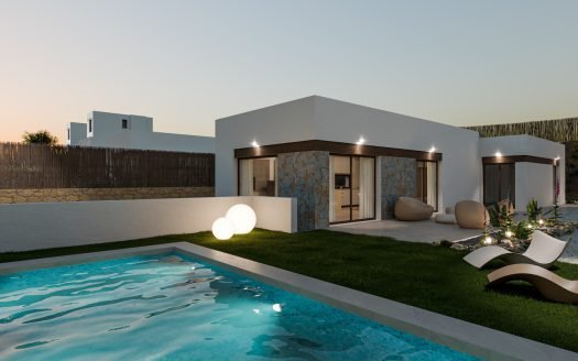 Villa 3 chambres / 2 SDB (114,5m2) avec terrasse (48,2m2) et piscine privée (18m2)