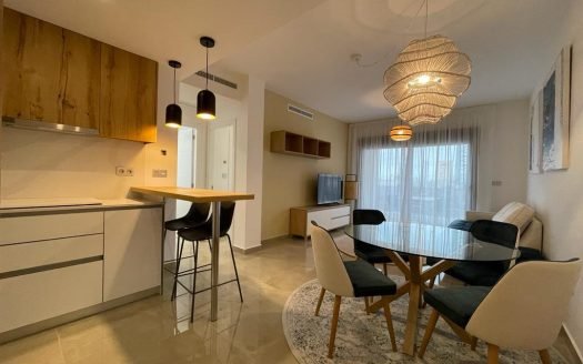 Appartements RDC 2CHB/2SDB avec piscine, jacuzzi et gym communautaire, ainsi qu&rsquo;un parc pour enfants