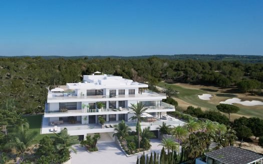Appartements de luxe (à partir de 118 m2) 3 CHB / 2 SDB, terrasse privée (à partir de 64 m2), piscine communautaire, parking souterrain privé, en première ligne du parcours de golf.