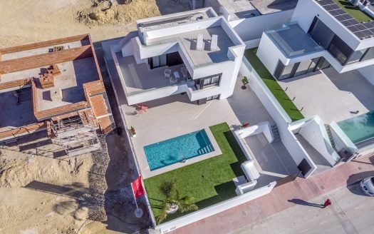 Villa 3 CHB/2SDB avec pisicne privée à Rojales