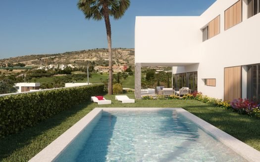 Villa 4 chambres et 3 SDB (155 m2) avec terrasses (59m2), grand sous-sol (102 m2) et piscine privée