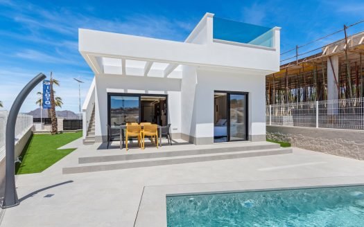 Villa 3 CHB/2SDB, avec solarium privé (87 m2), cuisine équipée et piscine privée en option