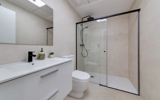 Appartements 2 CHB / 2 SDB avec terrasse privée, piscine communautaire et garage en sous-sol à San Javier – Los Alcazares