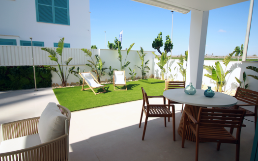 Appartement RDC 3 CHB / 2 SDB avec piscine privée
